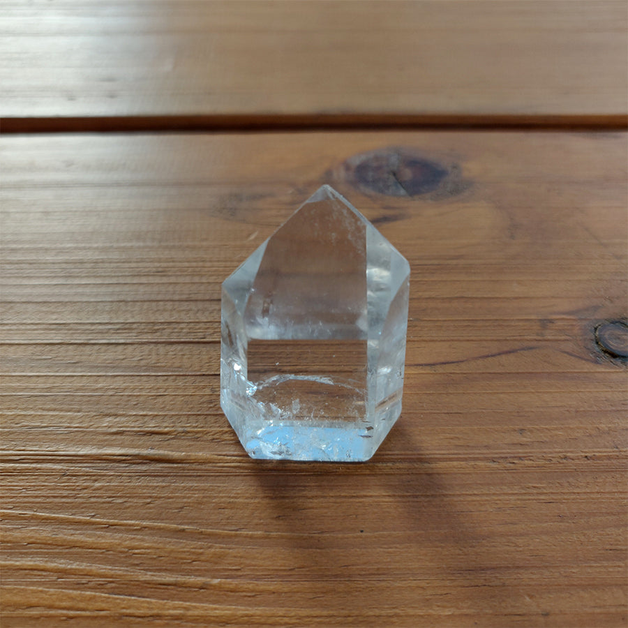 Extra clear master channeling-transmitting quartz