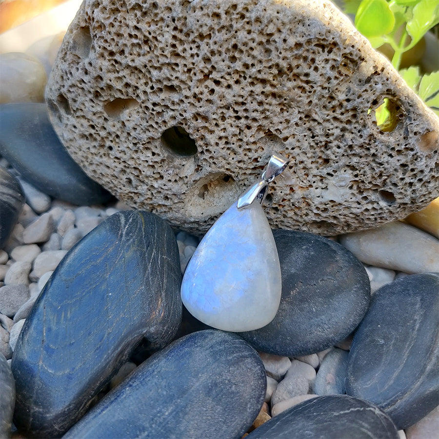 Colgante piedra luna