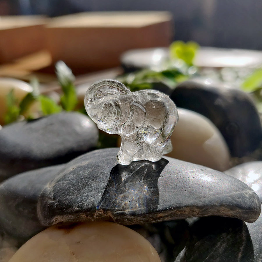 Rock crystal lucky elephants