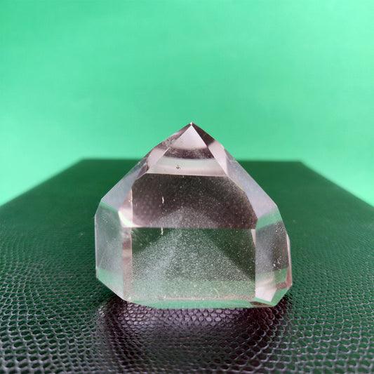 Cuarzo maestro canalizador- transmisor Fantasma y Chamánico