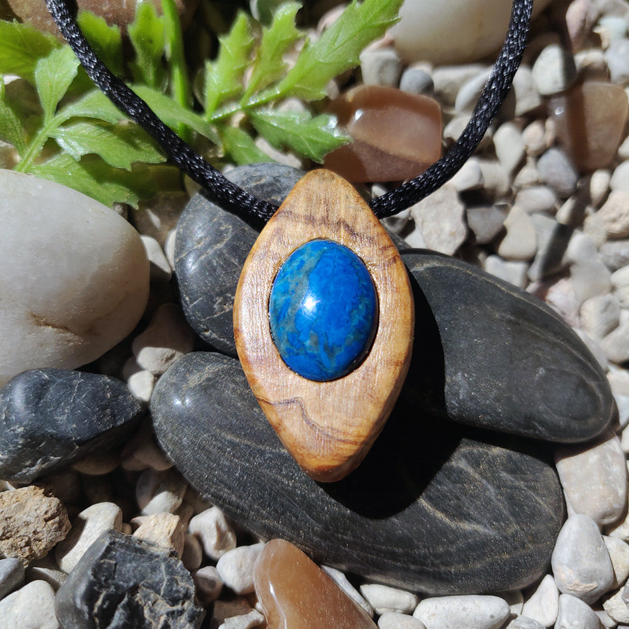 Olive and Lapis Lazuli