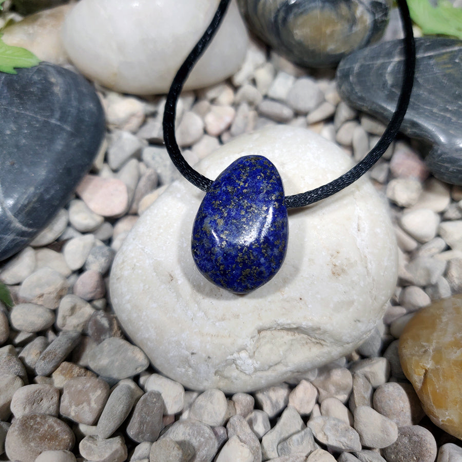 Lapis lazuli pear pendant