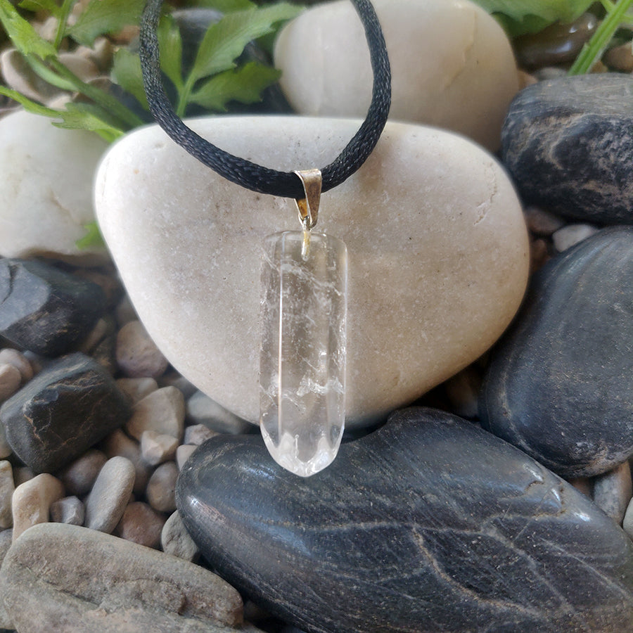 Polished quartz point pendant