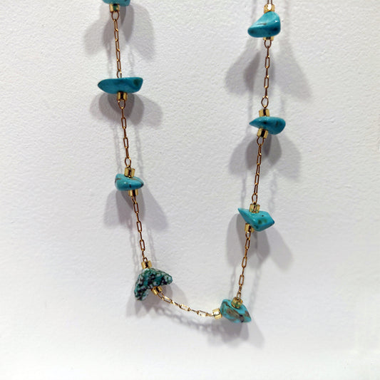 Collar de acero y turquesa