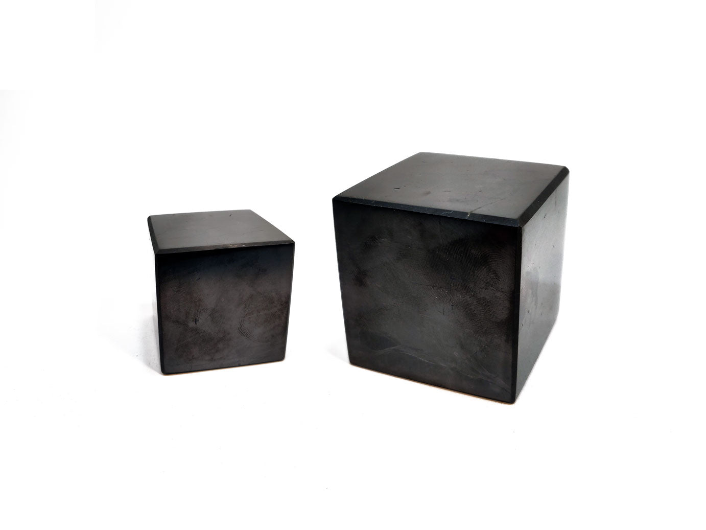 Cubo Shungit Pulido/Protección EMF / Protección 5G