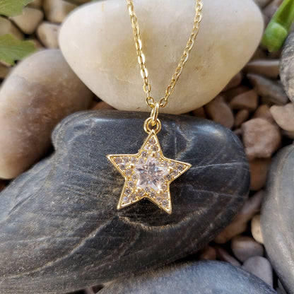 Rhinestone star pendant