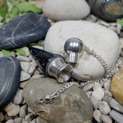 Tourmaline witness pendulum