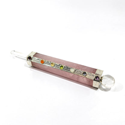 Vara de Poder de Minerales 7 Chakras con Punta Generadora de Cuarzo Natural
