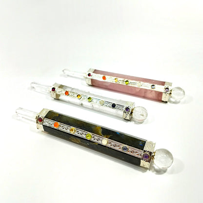Vara de Poder de Minerales 7 Chakras con Punta Generadora de Cuarzo Natural