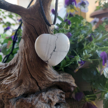 Howlite Heart