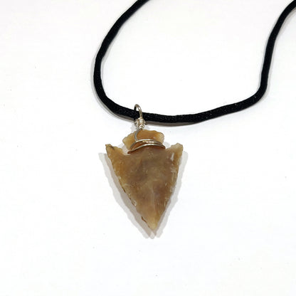 Flint arrowhead pendant